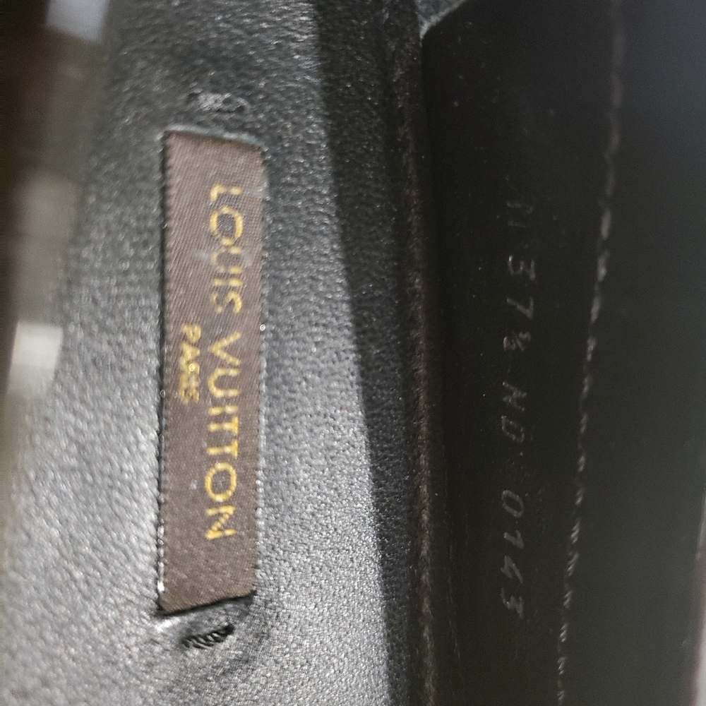 Louis Vuitton  Black Womens Epi-leather drivers size 37.5 - Picture 9 of 11